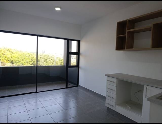 2 BEDROOM APARTMENT FOR SALE IN SHEFFIELD BEACH